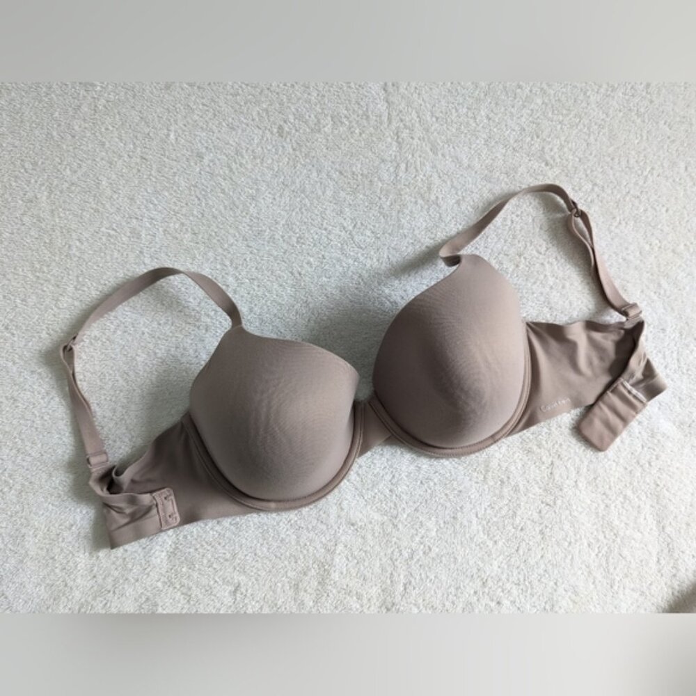 Calvin Klein nude bra 12